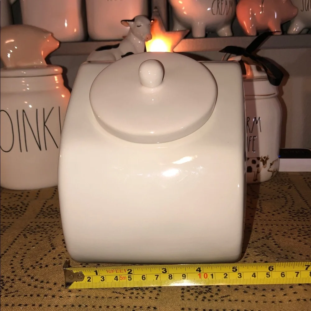 Rae Dunn XOXO Candy Jar/Canister